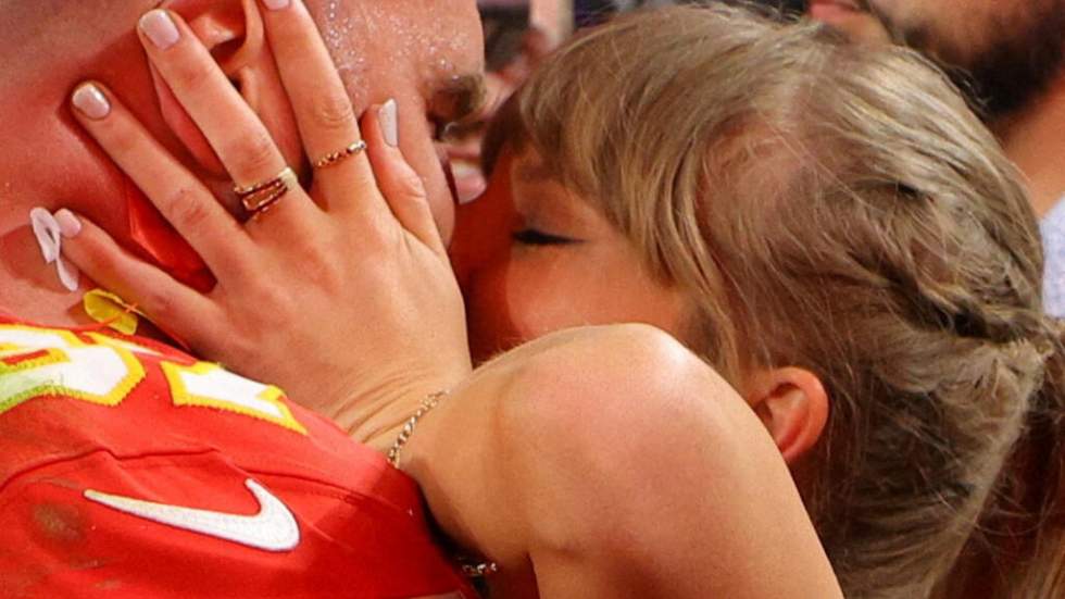 "Mariage du siècle" : Taylor Swift et le footballeur américain Travis Kelce se sont dit oui