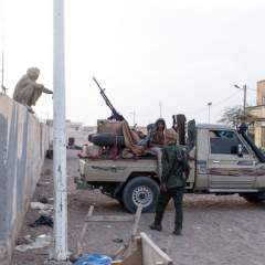Au Mali, nouvelles attaques coordonnées dans des localités et contre une prison
