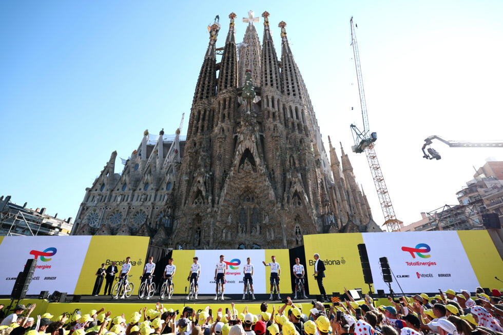 Le Tour de France s'élance à Barcelone avec un contre-la-montre par équipes