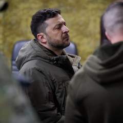 Zelensky assure que les "combats continuent" pour la ville ukrainienne de Kostyantynivka