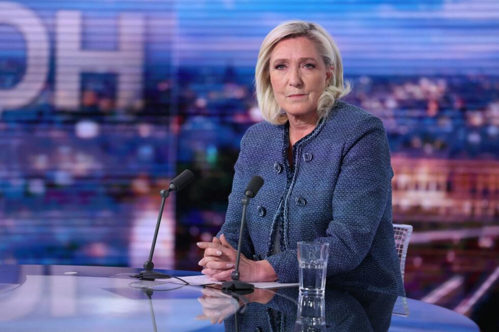 Des premiers engagements à sa condamnation : la carrière politique de Marine Le Pen en 12 dates