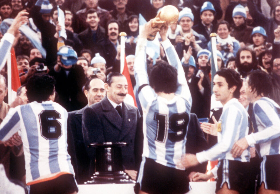 Mondial 2026 : de Mussolini à Trump, quand la politique se mêle du football