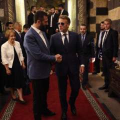 Emmanuel Macron retrouve Ahmed al-Chareh pour sa visite historique en Syrie