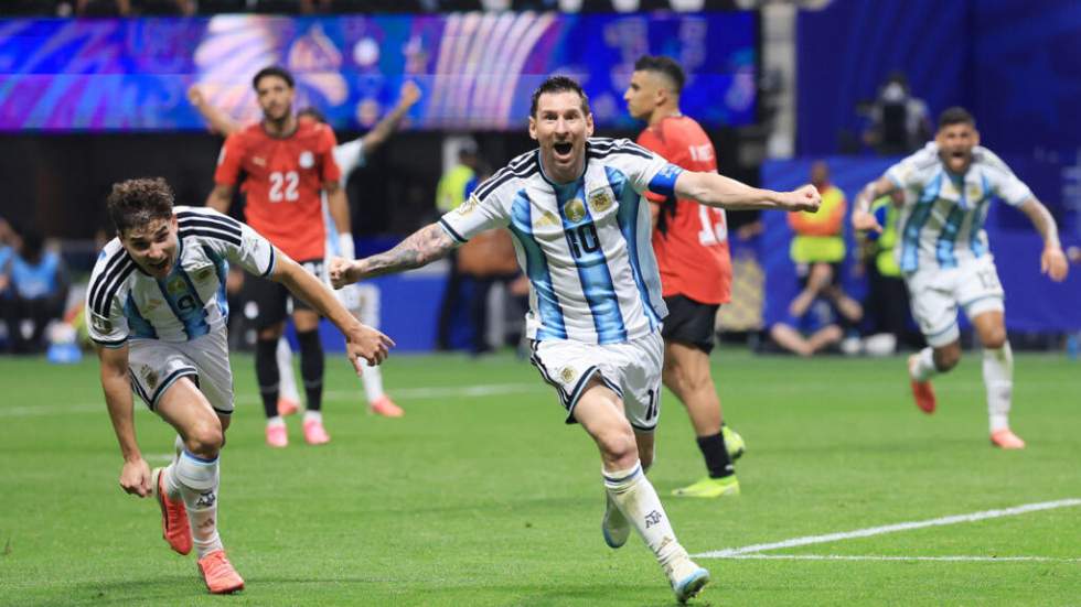 Trois buts en quinze minutes, l'Argentine de Messi renverse l'Égypte et rejoint les quarts de finale