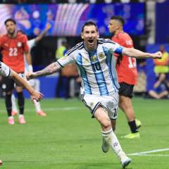 Trois buts en quinze minutes, l'Argentine de Messi renverse l'Égypte et rejoint les quarts de finale