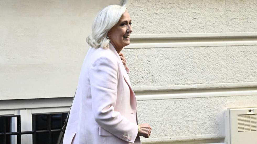 Condamnation de Marine Le Pen : la Cour de cassation se prononcera "au plus tard début avril 2027"