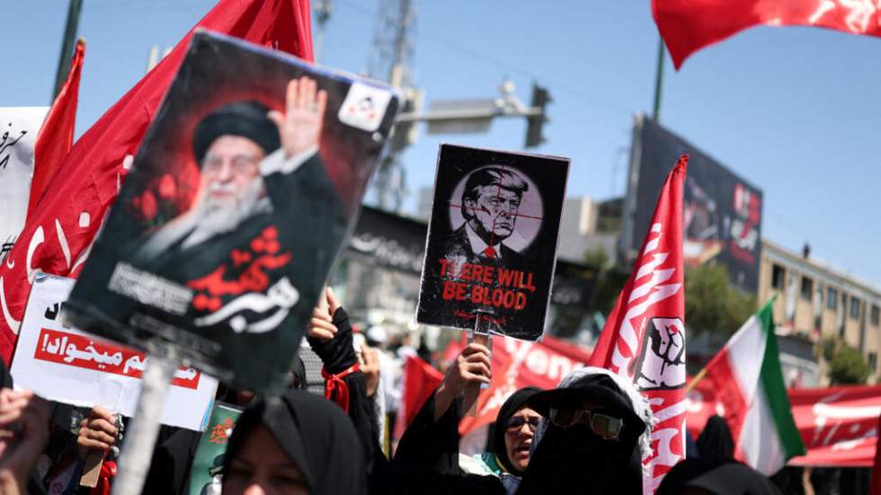 L'Iran va inhumer l'ayatollah Khamenei, épilogue de six jours de cérémonies L'Iran va inhumer l'ayatollah Khamenei, épilogue de six jours de cérémonies