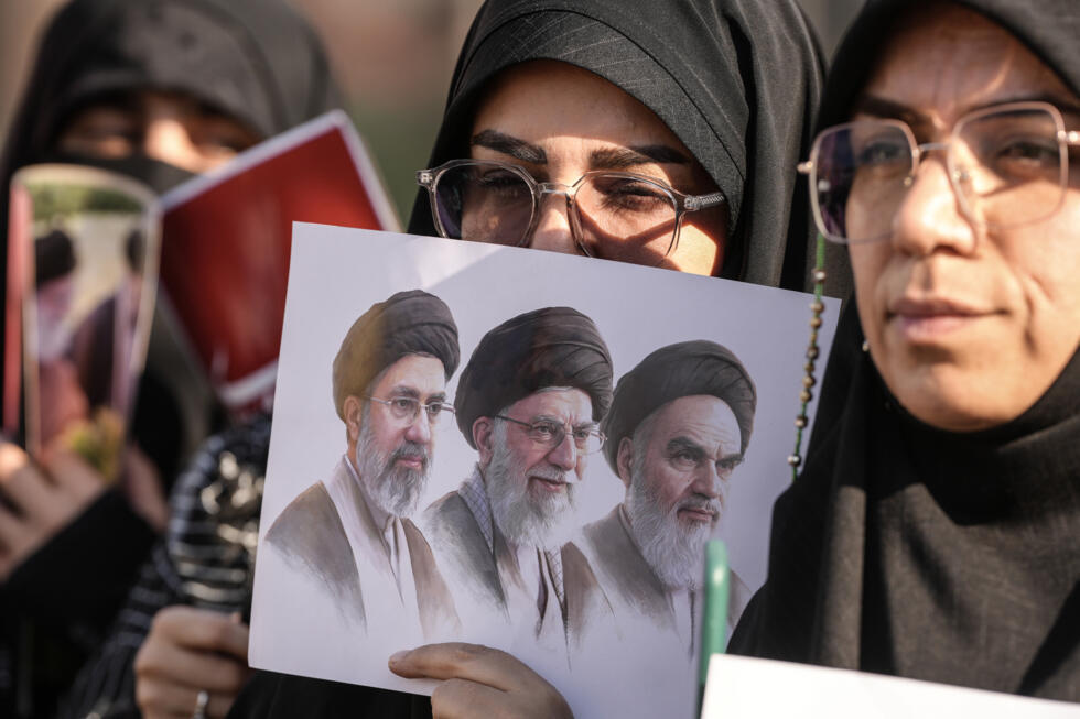 L'Iran va inhumer l'ayatollah Khamenei, épilogue de six jours de cérémonies L'Iran va inhumer l'ayatollah Khamenei, épilogue de six jours de cérémonies