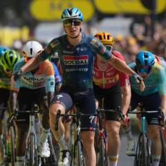 Tour de France : le Belge Tim Merlier s'impose au sprint lors de la 7e étape