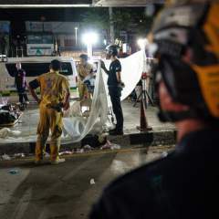 Au moins 27 morts dans l'incendie d'un bar de la banlieue de la capitale thaïlandaise