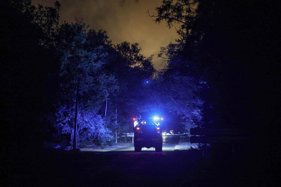 Incendie en forêt de Fontainebleau : le feu "n'est pas fixé", au moins 800 hectares brûlés