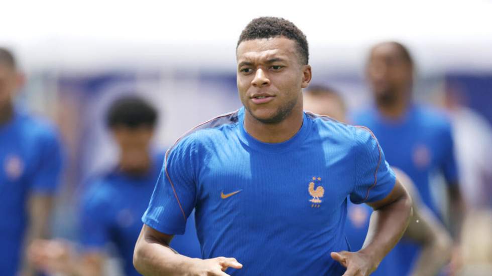 "Mbappé dictateur" : comment le capitaine des Bleus a tourné la critique en atout "Mbappé dictateur" : comment le capitaine des Bleus a tourné la critique en atout