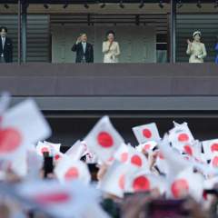 Le Japon adopte une réforme de la succession impériale, les femmes en restent exclues