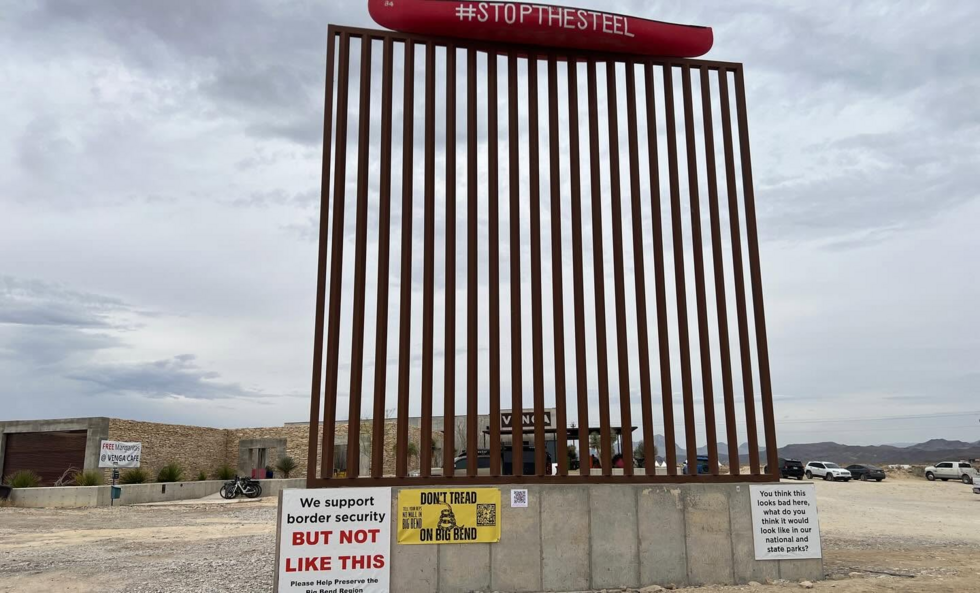 Au Texas, un projet de barrières anti-immigration dans un parc national suscite l’indignation Au Texas, un projet de barrières anti-immigration dans un parc national suscite l’indignation
