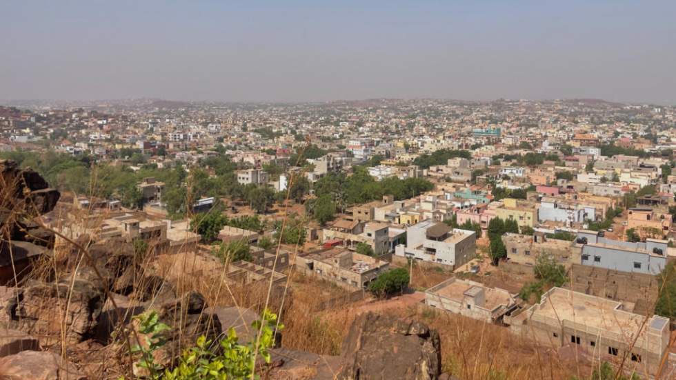 Au Mali, les indépendantistes touaregs attaquent un convoi de l'armée dans le Nord Au Mali, les indépendantistes touaregs attaquent un convoi de l'armée dans le Nord