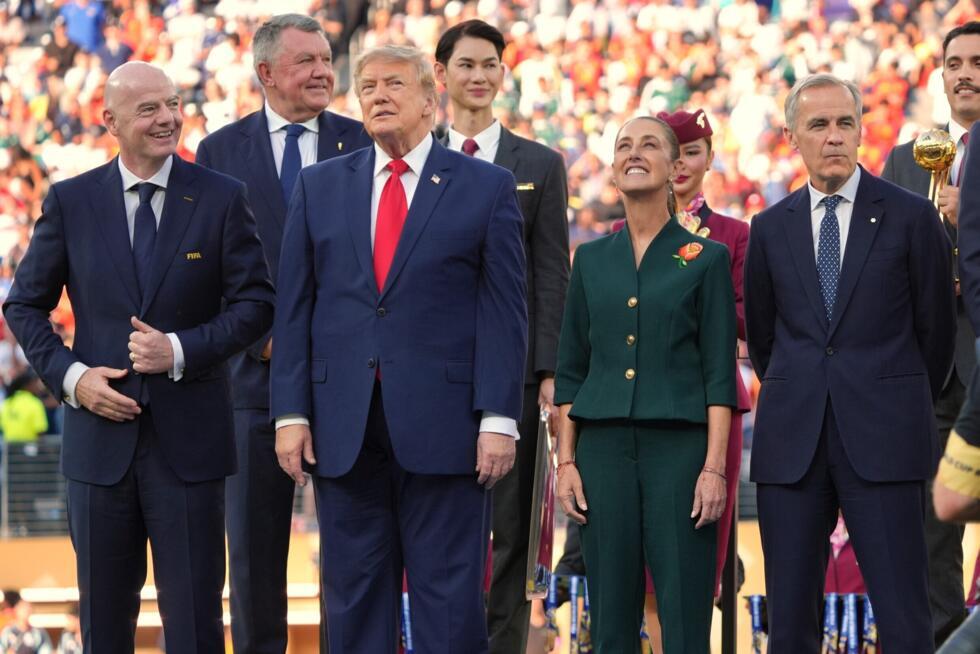 Donald Trump l'indésirable sifflé lors de la finale du Mondial aux États-Unis Donald Trump l'indésirable sifflé lors de la finale du Mondial aux États-Unis
