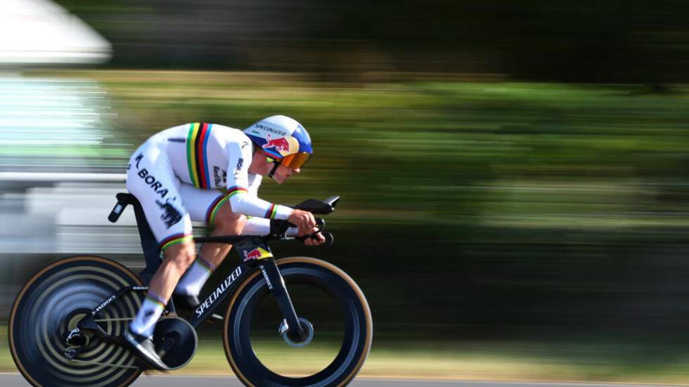 Tour de France : Remco Evenepoel remporte le chrono de la 16e étape, Pogacar deuxième
