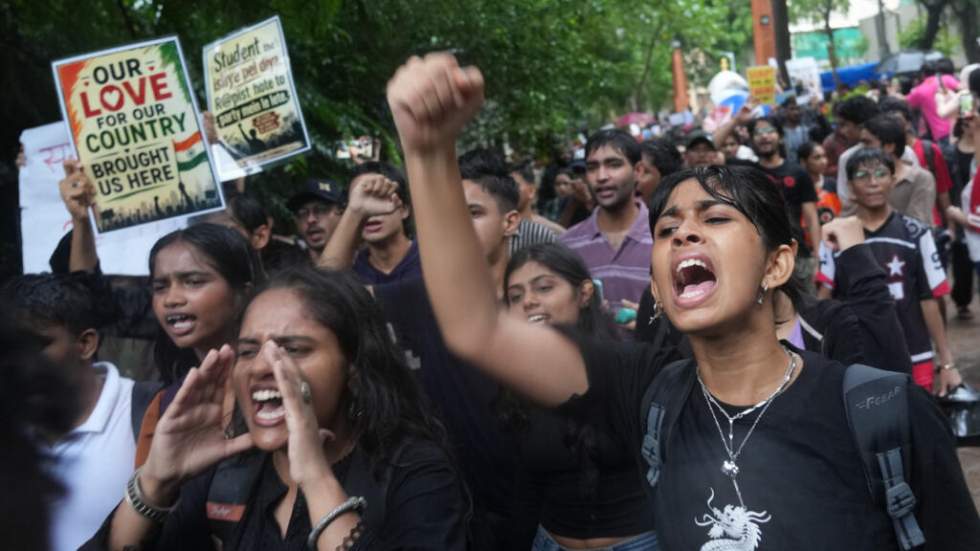Inde : face à la fronde étudiante, Modi promet de punir "sévèrement" les fraudes aux examens