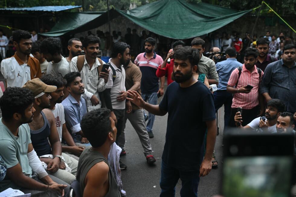 Inde : face à la fronde du "parti des cafards", le ministre de l'Éducation démissionne
