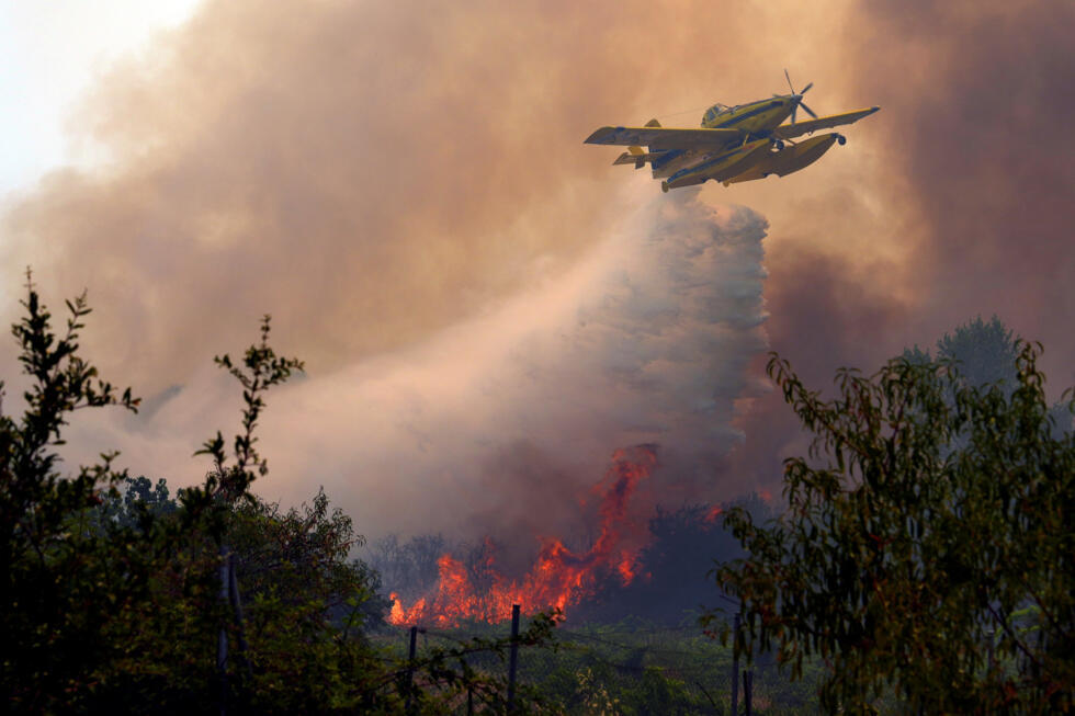 Plus de 325 000 réfugiés du feu en France et Espagne, l'incendie de Gironde pourrait s'aggraver Plus de 325 000 réfugiés du feu en France et Espagne, l'incendie de Gironde pourrait s'aggraver