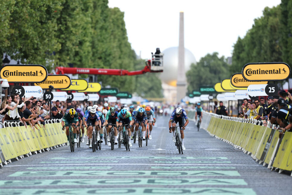 Pogacar équipier, Seixas déjà grand, les coureurs à la canicule : les images marquantes du Tour