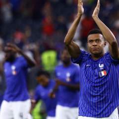 "On n'a pas fini de jouer ensemble" : une lettre aux Français et une promesse de Mbappé