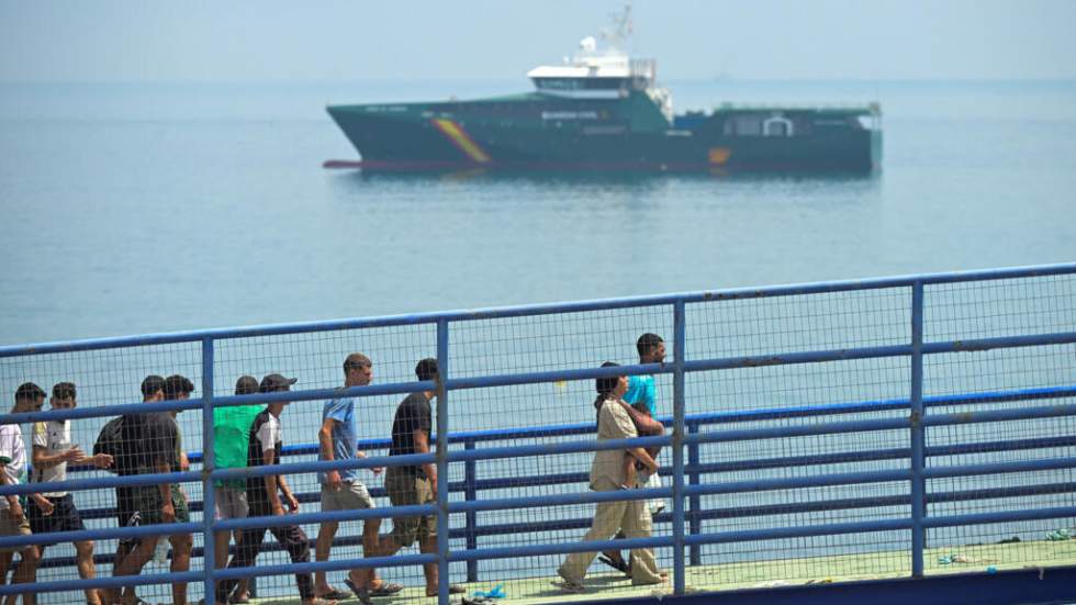 Trump et l'extrême droite instrumentalisent Ceuta alors que les migrants rentrent au Maroc