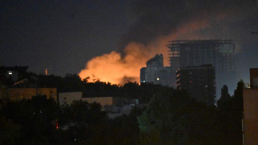 Ukraine : neuf morts dans une attaque de missiles balistiques russes à Kiev Ukraine : neuf morts dans une attaque de missiles balistiques russes à Kiev