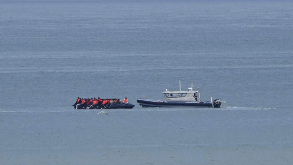 Dans la Manche, près de 160 migrants secourus après l'incendie de leur embarcation