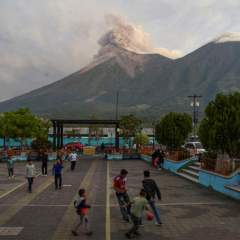 Le Guatemala en alerte maximale face à l'éruption du volcan de Fuego, des centaines d'évacués