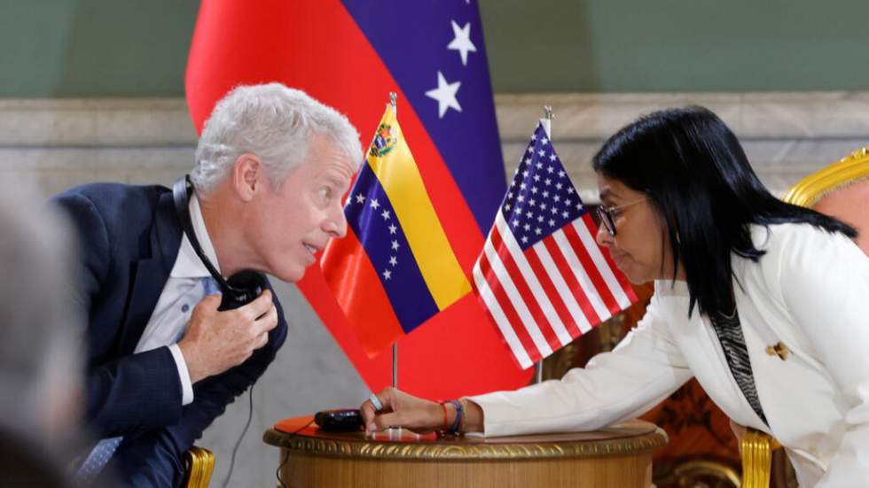 Le Venezuela signe des accords énergétiques avec des multinationales, sous la pression de Donald Trump