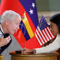 Le Venezuela signe des accords énergétiques avec des multinationales, sous la pression de Donald Trump