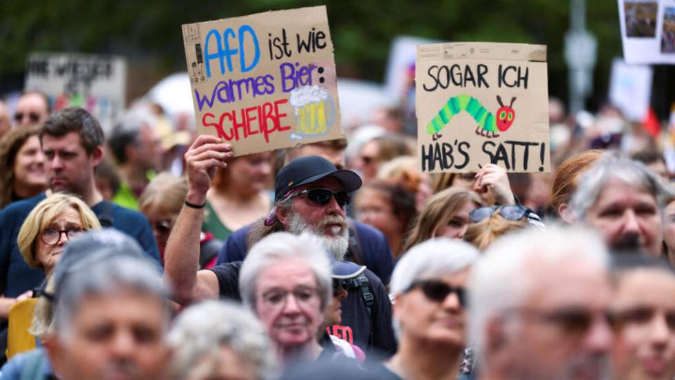 Allemagne : 6 000 personnes manifestent pour la démocratie avant un scrutin favorable à l'AfD