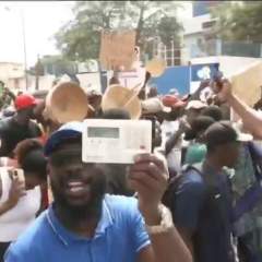 La "Marche des paniers vides" : au Sénégal, des manifestants dénoncent la cherté de la vie