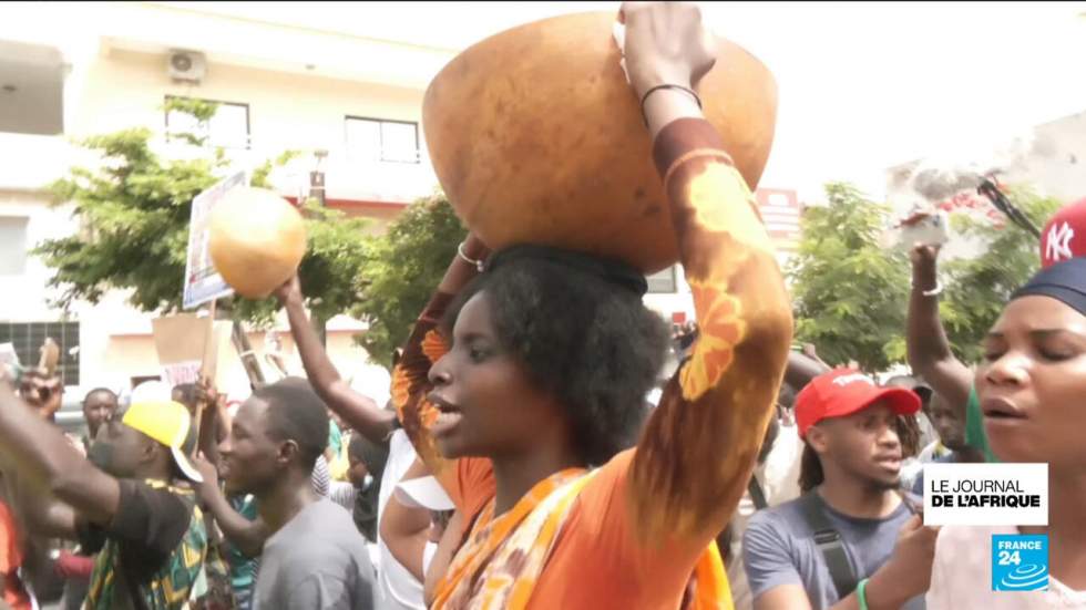 La "Marche des paniers vides" : au Sénégal, des manifestants dénoncent la vie chère