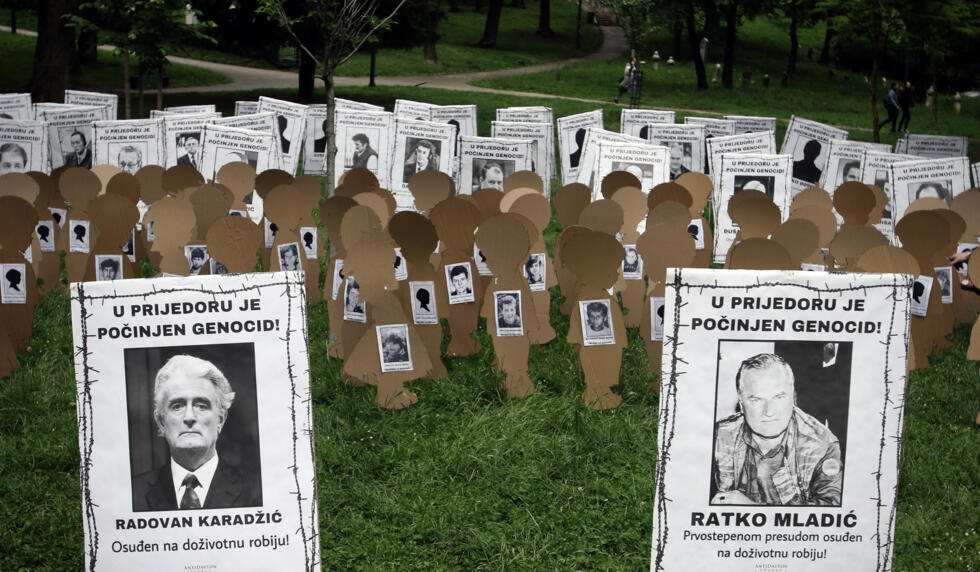La foule se presse à Belgrade pour les obsèques du "boucher des Balkans" Ratko Mladic