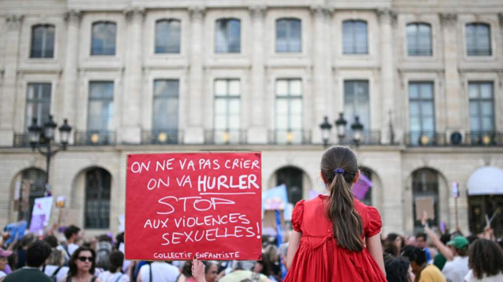 Violences sexistes et sexuelles : les associations "maintiennent la pression" pour la loi intégrale