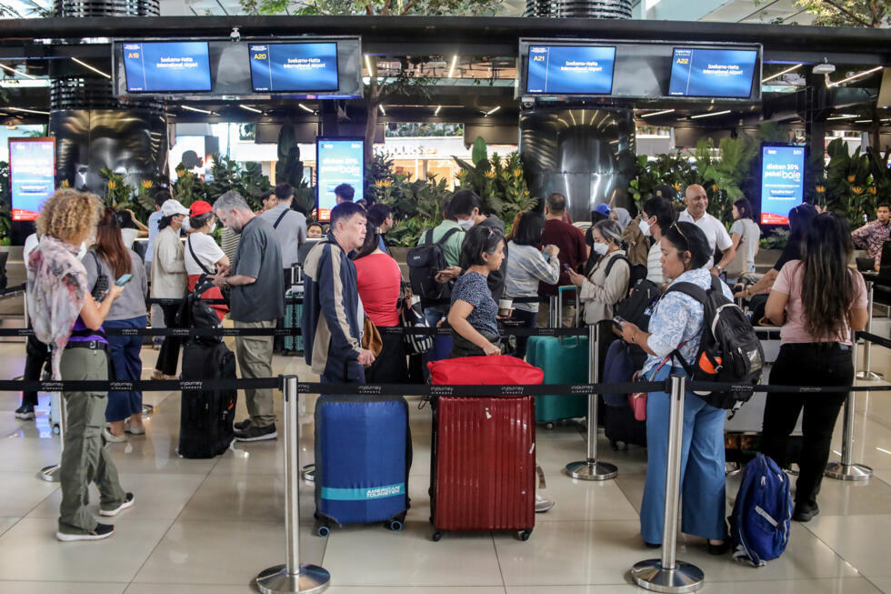 Plusieurs aéroports ont rouvert après l'éruption volcanique en Indonésie