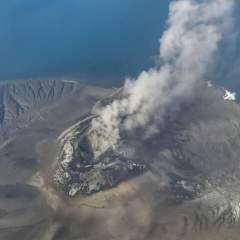 Plusieurs aéroports ont rouvert après l'éruption volcanique en Indonésie