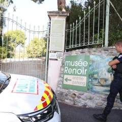 Trois tableaux de Renoir volés dans un musée sur la Côte d'Azur pour neuf millions d'euros