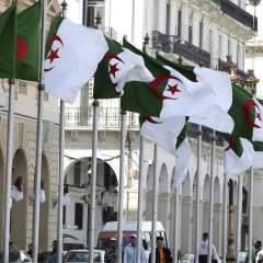 L'Algérie rompt ses relations diplomatiques avec les Émirats arabes unis