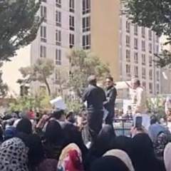 "Les prix montent chaque heure" en Iran : l'économie est asphyxiée, les manifestations reprennent