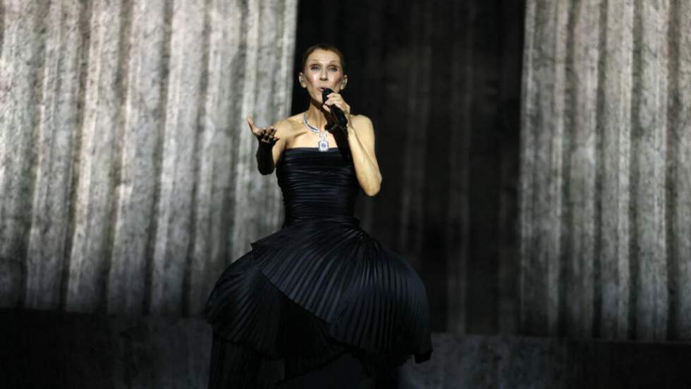 Céline Dion émue pour son retour sur scène à Paris après plus de six ans d'absence