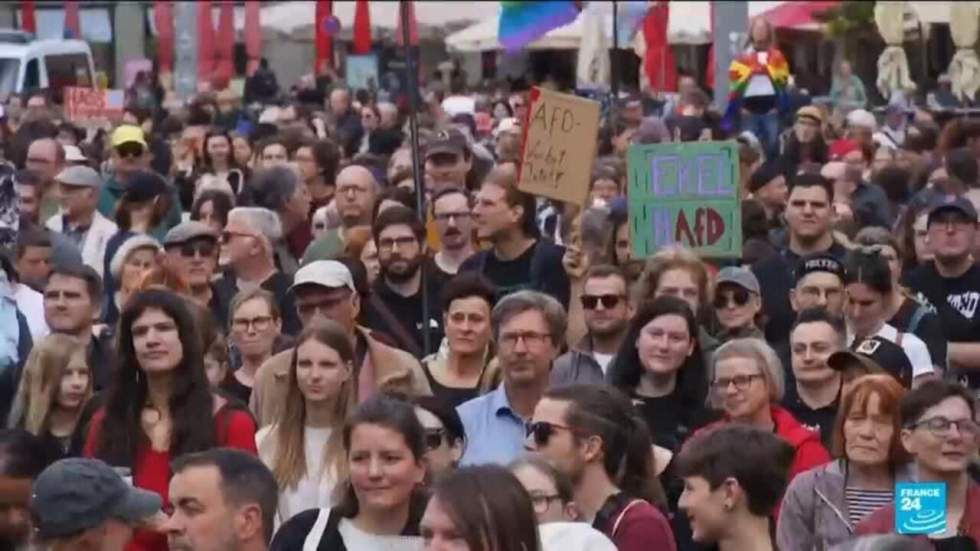 Allemagne : des milliers de personnes manifestent contre l'extrême droite