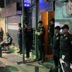 En Turquie, des raids de la police visent la communauté LGBT+