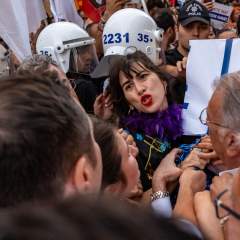 Manifestation dispersée, réseaux sociaux bloqués : la Turquie amplifie la répression contre les LGBT+