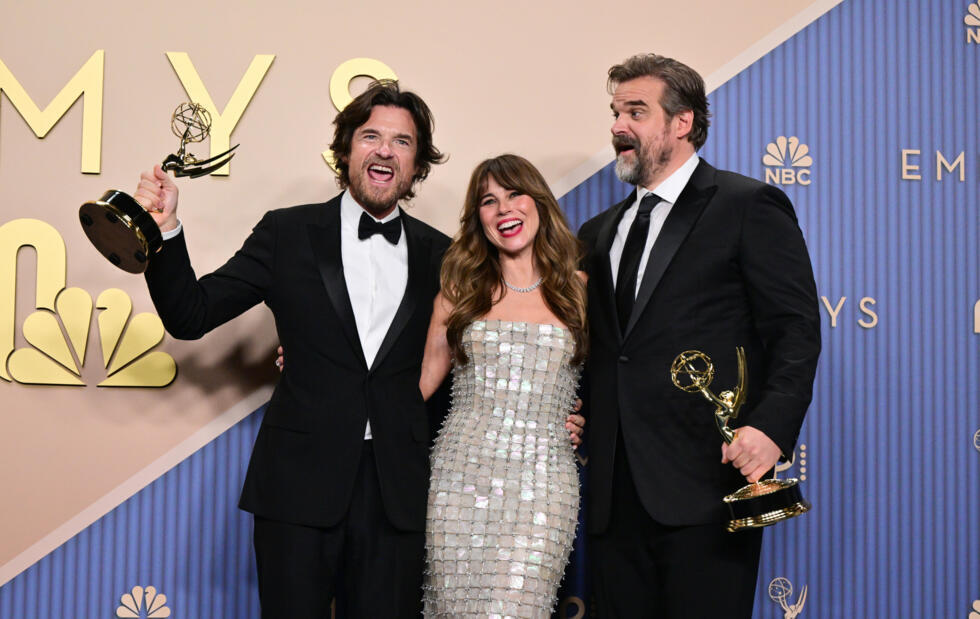 Les séries "Widow's Bay" et "The Pitt" triomphent aux Emmy Awards Les séries "Widow's Bay" et "The Pitt" triomphent aux Emmy Awards